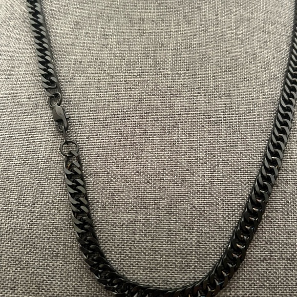 6 mm Black Stainless Steel Cuban Chain Necklace 24 inch - Picture 4 of 5
